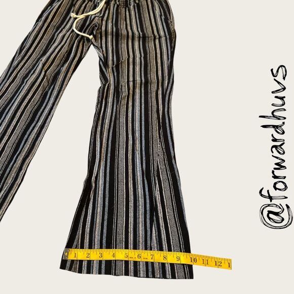 Roxy Oceanside Flared Linen Dark Blue Stripe Pants Size XL - MEASUREMENTS - Picture 10 of 12